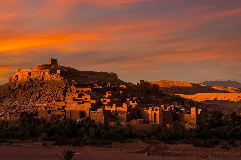 6-day red nature tour: Marrakech, Telouet, Ouarzazate, Botaghrar, Dades valley, Todra gorges, desert landscapes